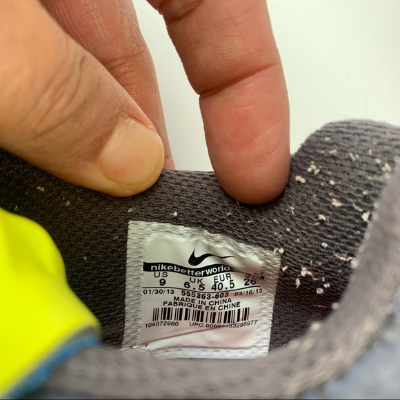 Nike Air Max Women's Running Shoes Size 9 Pink Black 555363-603 - Picture 9 of 12